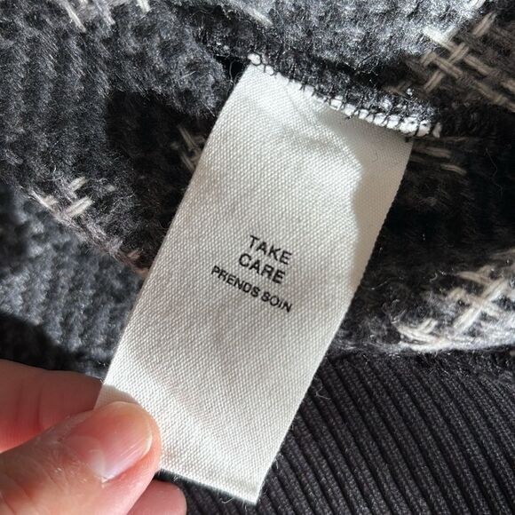 NWT Avec Les Filles Black & Grey Plaid Cropped Bomber Jacket - Picture 12 of 15